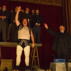 Louis Cyr : l'homme le plus fort du monde